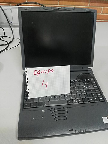 TOSHIBA SATELLITE PRO 4200 PIII500 192 6GB CD