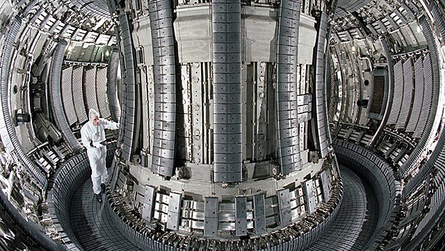 Атомный реактор