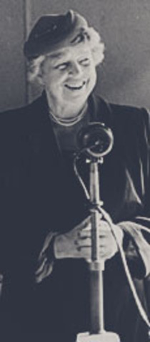 Testifies before state legislature on shorter hours for women and child workers