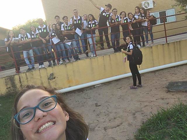 LLEGADA DE LOS UNIFORMES DEL 4º AÑO