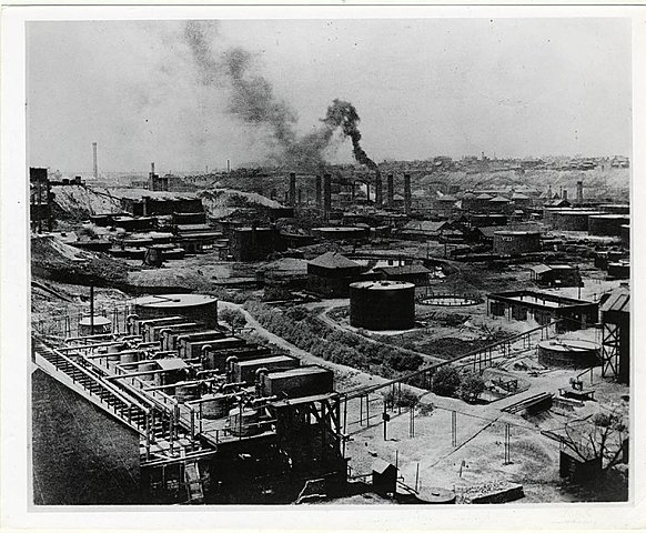 Rockefeller finds Standard Oil