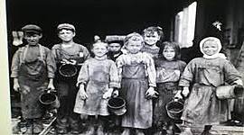 Timeline: TRAS LOS PASOS DE LA INFANCIA Y ADOLESCENCIA (INFANCIA Y ADOLESCENCIA) LINEA DE TIEMPO