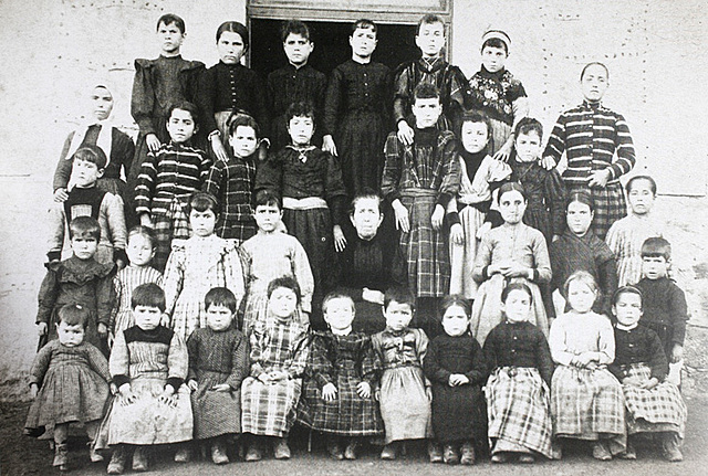 Se habla por vez primera de orfanatos