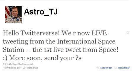 Astronauta envia twitt desde el espacio
