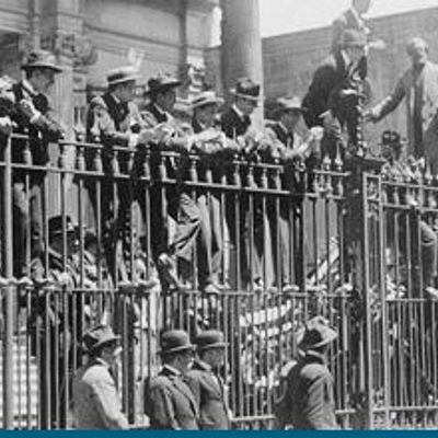 Timeline: Los Gobiernos Radicales