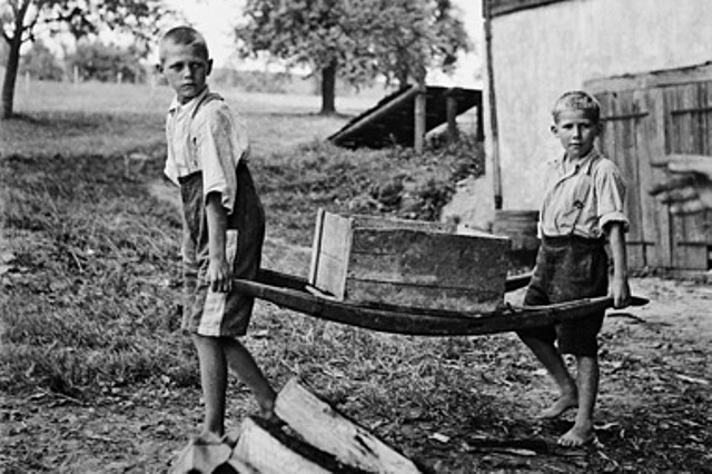 LA INFANCIA DURANTE LA REVOLUCIÓN INDUSTRIAL