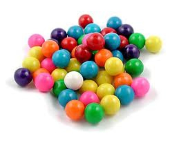 first bubble gum createed