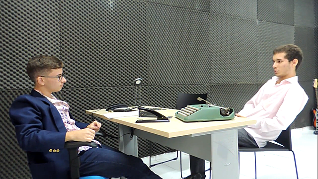 La falsa discusión con pedro en el cortometraje: