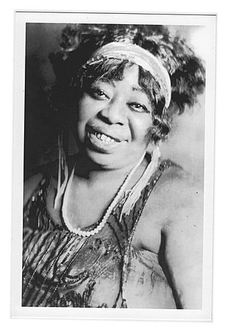 Ma Rainey (1886-1939)