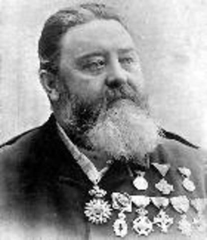 Alexander Ross arrives to the plantation.