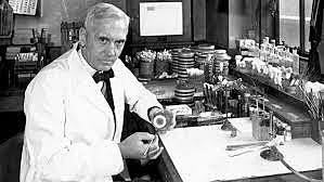 Alexander fleming discovers penicillin