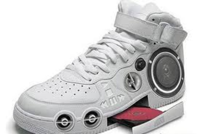 CD Player Shoe