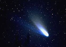 Vuelve a aparecer en el cielo el cometa Halley.