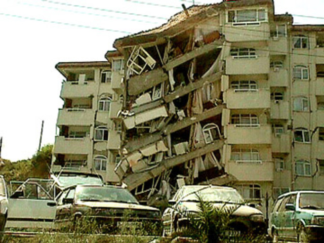 Earth Quake In Turkey