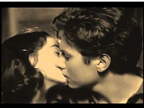 Ana siente lasos amorosos asia Peter