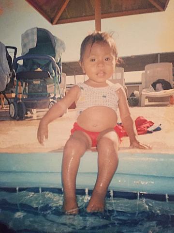 Tenía un año y ocho meses