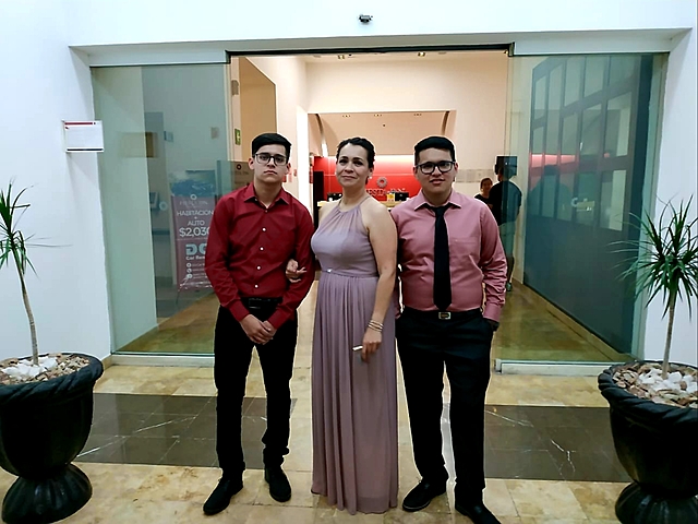 Graduación de mi hermano en su universidad