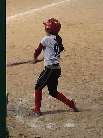 Entre al equipo de softball de la escuela