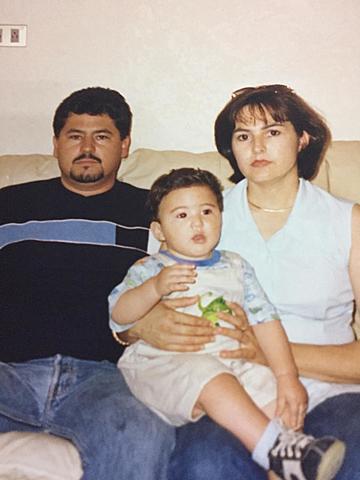 mi primera foto con mis padres