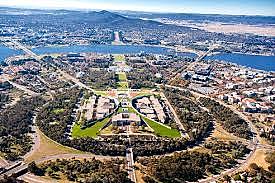 Canberra becomes Capital