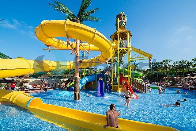 el meu primer cop a un parc aquátic