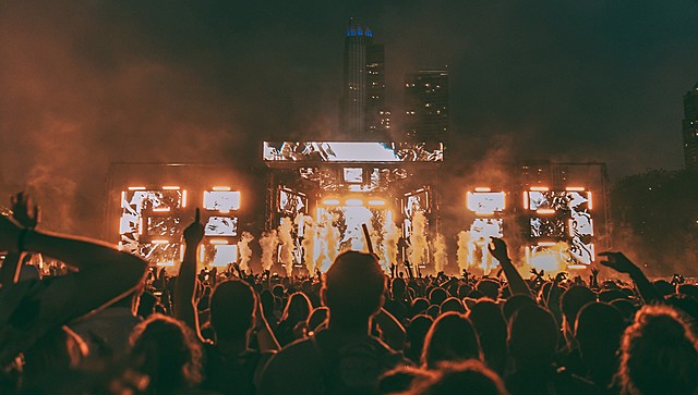 primer cop a un conçert amb amics