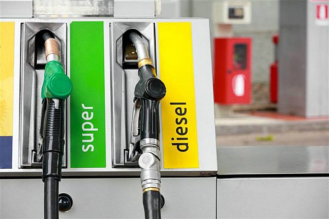 Augmenten el preu de la gasolina i el diesel (econòmic)