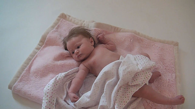 Reflejo de Cuello tónico o esgrimista 0-7 meses.