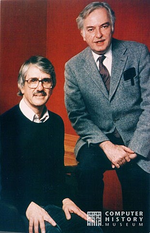 Thomas Kurtz et John Kemeny créent le langage BASIC (