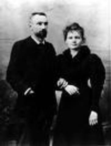 Marie meets Pierre Curie