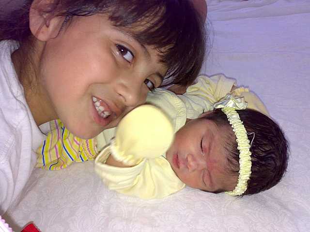 Nació mi hermanita cuando yo tenia 6 años y deje de ser hija única