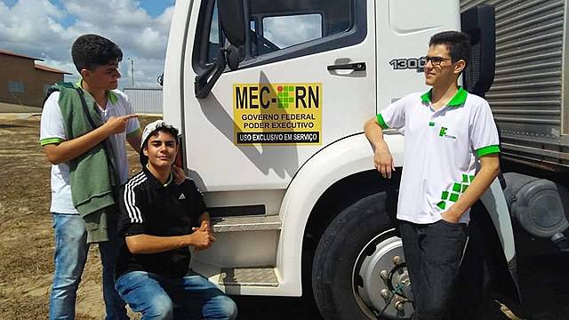 Hora de golpear el asfalto