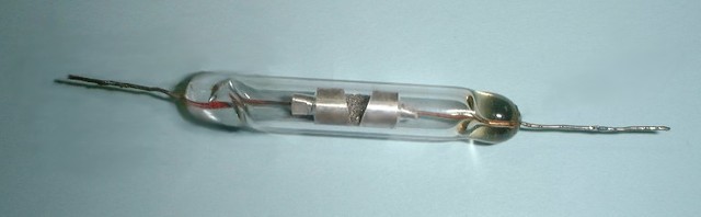 The Russian physicist Alexander Popov built a coherer.