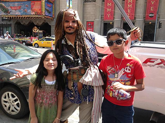 Viajo  a los angeles por primera vez