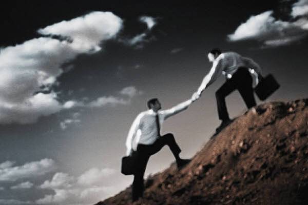 Evolución del proyecto de economía solidaria, expansion de una corporación