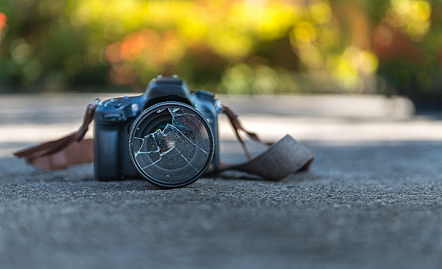 Vaig trencar una camara molt apreciada pel meu germà.