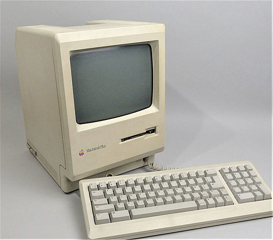Macintosh Plus