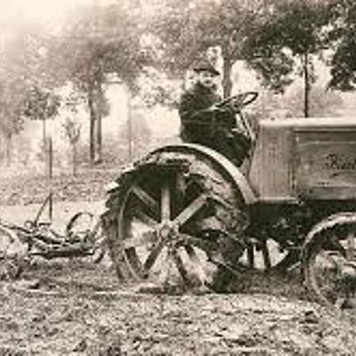 Timeline: ORIGEN DEL TRACTOR ARTICULADO