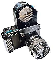 Surt al mercat la primera càmera digital, la Sony Mavica, amb CCD i una resolució de 100x100 píxels