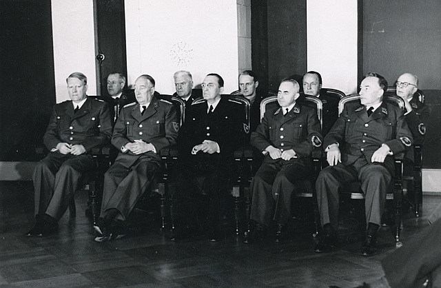 Quisling danner regjering