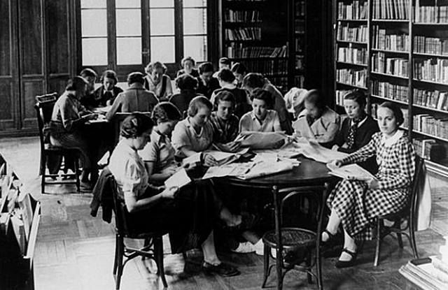 LAS MUJERES EN LA UNIVERSIDAD