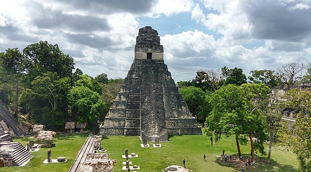 Decline in Tikal