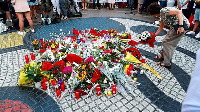 Atemptat rambla Barcelona (social)