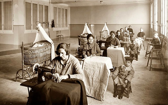 LA DONA ABANS DE LA REVOLUCIÓ INDUSTRIAL