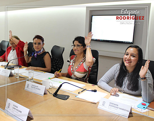 COMISIÓN DE TRANSPARENCIA Y ACCESO A LA INFORMACIÓN Reformas en la Ley de Transparencia