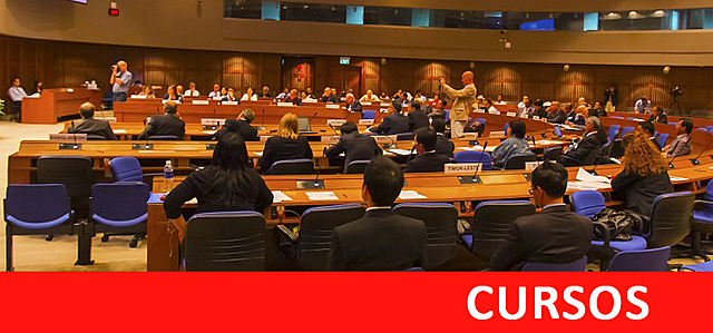 Primer evento académico entorno a la economía de la salud