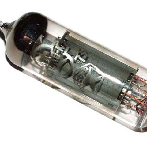 Ordenadores construidos con válvulas de vacío 1ªG