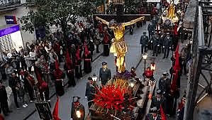 Manifestación artística de la colonia