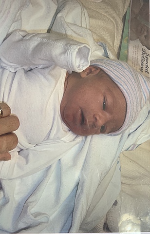 2009- Mi hermana, Stephanie, nació en Charlotte en septiembre.