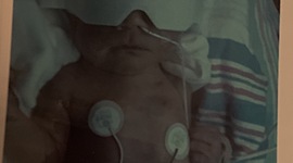 Timeline: Nací en Charlotte, North Carolina. Nací dos mesas temprano